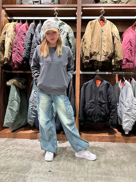 「大人カジュアルコーデ」｜「アイテム（スウェット）」を使った、あいさん（レディース・161cm）の冬コーディネート