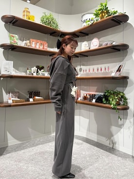 「CURRENT（カレント）のアイテム（スウェット）」を使った、happyo9さん（レディース・153cm）の春コーディネート