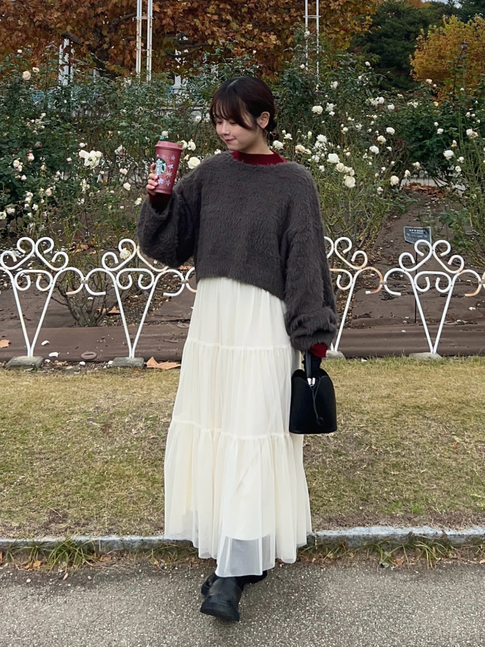 momo🐇さんの「【丈が選べる2サイズ】起毛フェザーニットプルオーバー（tiptop）」を使ったコーディネートの1枚目の写真