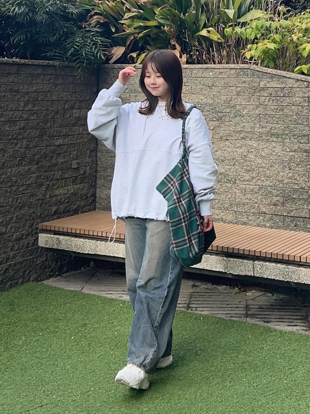 fekete チェック トートバッグ　ビッグ FEKETE（フェケテ）の「fekete CHECKED BIG TOTE BAG / fekete