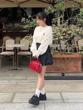 「アイテム（シュシュ）」を使った、momo🐇さん（レディース・153cm）の秋コーディネート