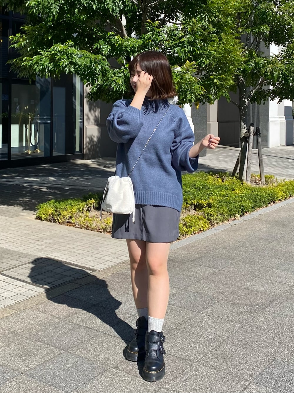 ✨ 人気Dr.Martens QUAD RETRO DEVON FLWR