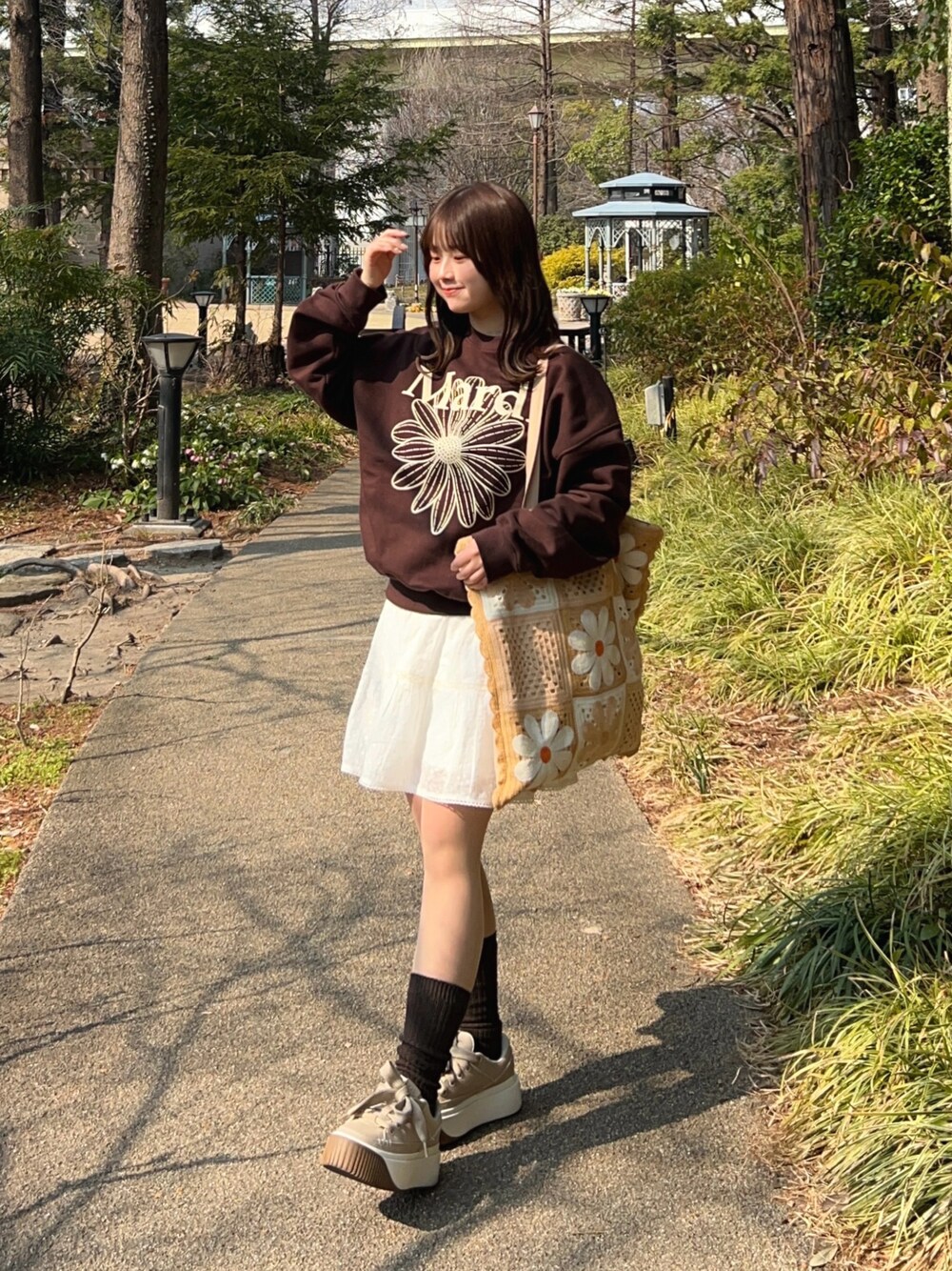 GIUNON（ジウノン）の「flower lace skirt / フラワーレース