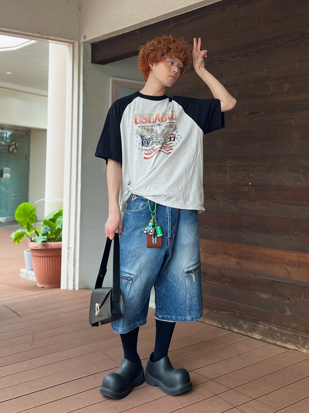 「休日スタイル、フェス、フェスコーデ、夏コーデ、夏だ！Tシャツ着よう！、カジュアル、カジュアルコーデ、ハーフパンツ、ショートパンツ、ラグランTシャツ、低身長男子、低身長コーデ、メガネ男子」｜「Usedのアイテム（Tシャツ/カットソー、ホワイト系）」を使った、ゆーぼうさん（骨格ウェーブ・メンズ・169cm）の夏コーディネートの1枚目の写真