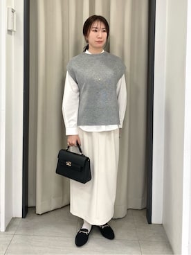 「grove（グローブ）の【2点SET】一枚でコーデが決まる！ニットベスト×シャツSET（シャツ/ブラウス、グレー系）」を使った、ee___grさん（レディース・163cm）の冬コーディネート