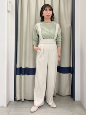 「アイテム（サロペット/オーバーオール、ベージュ系）」を使った、ee___grさん（レディース・163cm）の冬コーディネート