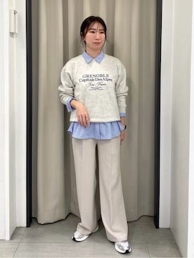 「grove（グローブ）のプレッピーロゴ裏起毛スウェット（スウェット、ホワイト系）」を使った、ee___grさん（レディース・163cm）の冬コーディネート