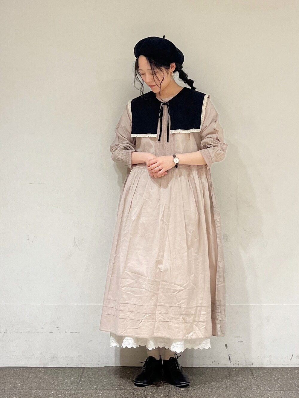 「ゆべしコラボ、ゆべし×SamansaMos2、ワンピース、ガーリー、Samansa Mos2、サマンサ モスモス(Samansa Mos2)、ゆるコーデ、ナチュラル、春コーデ」｜「Samansa Mos2のレース切替ワンピース（ワンピース、ベージュ系）」を使った、marin.🐏さん（レディース・160cm）の春コーディネートの1枚目の写真