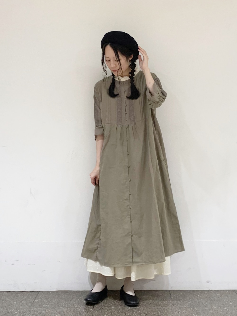 「秋コーデ、Samansa Mos2、サマンサ モスモス(Samansa Mos2)、ガーリー、ワントーンコーデ、ワンピース、ゆるコーデ、ナチュラル、レース」｜「Samansa Mos2のレースワンピース（ワンピース、グリーン系）」を使った、marin.🐏さん（レディース・160cm）の夏コーディネートの1枚目の写真