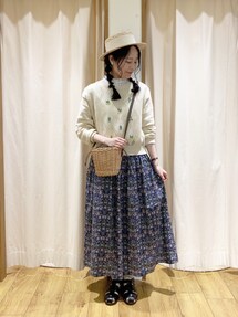 モスキーノ L イタリア製 ウール ビーズ花刺繍 コサージュ ジャケット カーキ モスキーノ L イタリア製 ウール ビーズ花刺繍 コサージュ