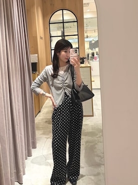 「mystic（ミスティック）の【柔らかリブ素材】ギャザーレースリブカーディガン（Tシャツ/カットソー、グレー系）」を使った、asukaさん（レディース・162cm）の春コーディネート
