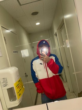 「リーバイス」｜「アイテム（ナイロンジャケット）」を使った、ヤスさん（メンズ・160cm）の秋コーディネート