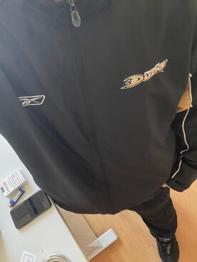 「エアマックス95のアイテム（スニーカー、ブラック系）」を使った、🐰🔎hiroさん（メンズ・179cm）の春コーディネート