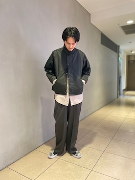 「URBAN RESEARCH（アーバンリサーチ）のアイテム（スラックス）」を使った、shomayamagishiさん（メンズ・173cm）の秋コーディネート