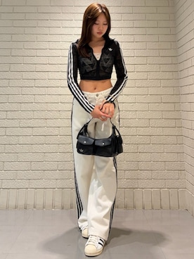 adidasのアイテムを使った「シアージャケット」の人気ファッション