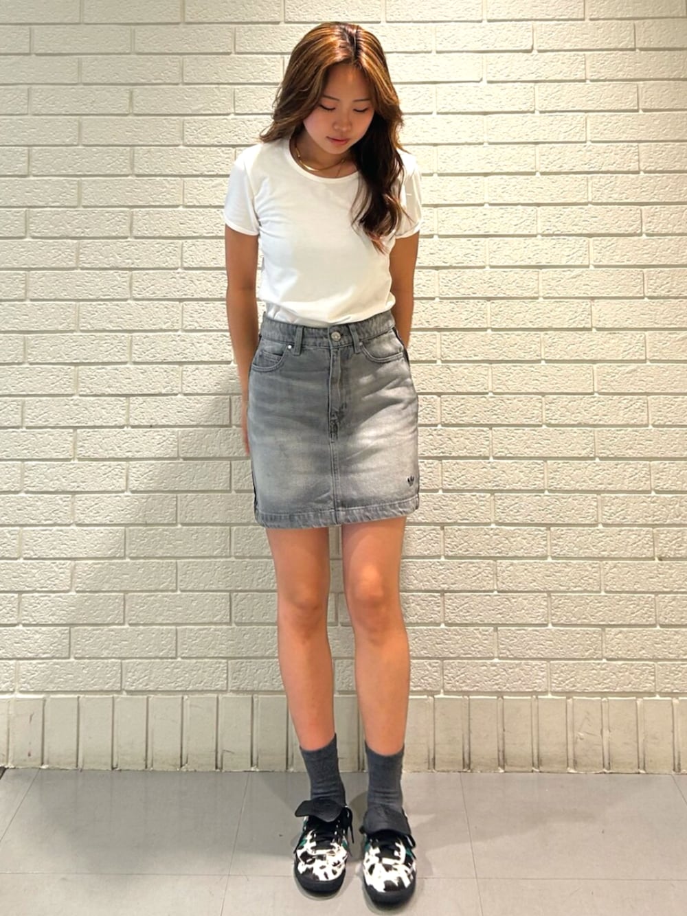 アディカラー スリーストライプス デニム ミニスカート、サンバ