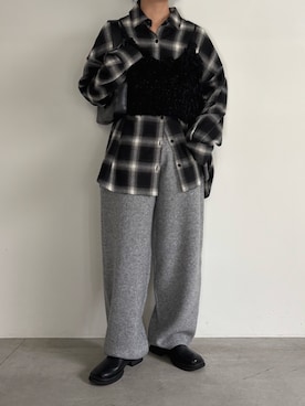 「アイテム（スリッポン）」を使った、akaneさん（レディース・157cm）の秋コーディネート
