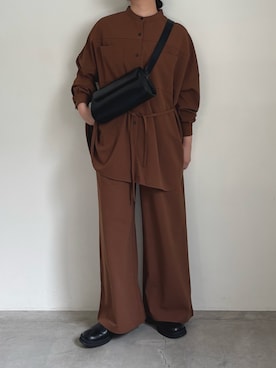 「select MOCA Et（セレクトモカエト）の【Et】カットジョーゼットブラウスパンツセットアップ（セットアップ）」を使った、akaneさん（レディース・157cm）の秋コーディネート
