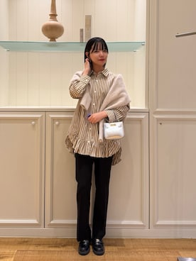 「アイテム（イヤリング）」を使った、YUKAさん（レディース・157cm・20代）の秋コーディネート