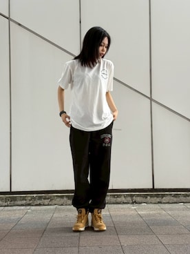 「AVIREX（アヴィレックス）のアイテム」を使った、Kristenさん（レディース・171cm）の秋コーディネート