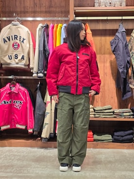 「アイテム（MA-1）」を使った、Kristenさん（レディース・171cm）の秋コーディネート