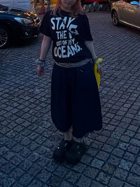 「RAWのアイテム（Tシャツ/カットソー、ブラック系）」を使った、ノラさん（レディース・153cm）の夏コーディネート