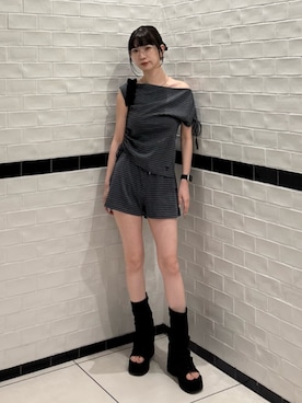 「EMODA（エモダ）のウェッジヒールカバーサンダル（サンダル、ブラック系）」を使った、Yuzukiさん（レディース・160cm）の夏コーディネート