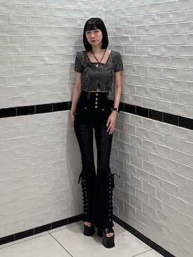 「EMODA（エモダ）のラッフルカットツインセット（Tシャツ/カットソー、グレー系）」を使った、Yuzukiさん（レディース・160cm）の夏コーディネート