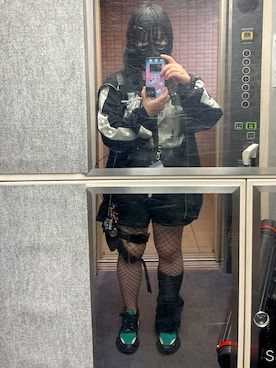 「アイテム（レッグウォーマー）」を使った、じべたさん（レディース・156cm・20代）の秋コーディネート