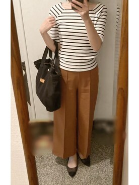 「お仕事スタイル」｜「アイテム（スラックス）」を使った、megmemegmeさん（レディース・162cm）の秋コーディネート