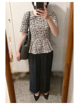 「お仕事スタイル」｜「アイテム（スラックス）」を使った、megmemegmeさん（レディース・162cm）の夏コーディネート
