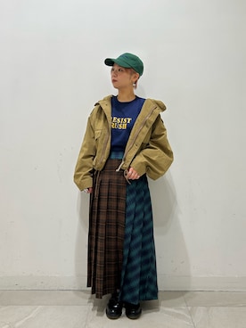 「アイテム（ミリタリージャケット）」を使った、chihiroさん（レディース・153cm）の冬コーディネート