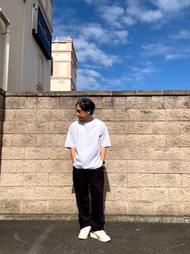 「ITEMS URBANRESEARCH（アイテムズ アーバンリサーチ）のライトウェイト ムラ染めTシャツ（Tシャツ/カットソー、グレー系）」を使った、HIROさん（メンズ・170cm）の夏コーディネート