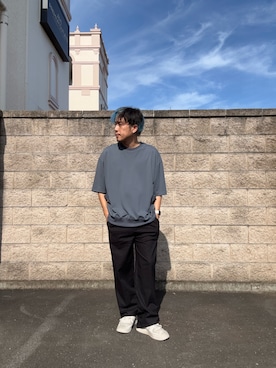 「ITEMS URBANRESEARCH（アイテムズ アーバンリサーチ）のサイドストレージ半袖ポンチTops（Tシャツ/カットソー、グレー系）」を使った、HIROさん（メンズ・170cm）の夏コーディネート