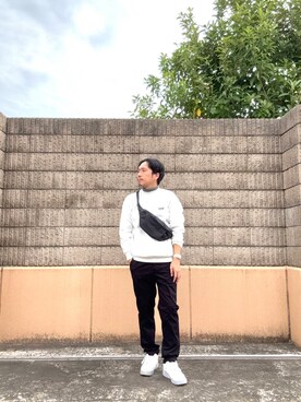 「ITEMS URBANRESEARCH（アイテムズ アーバンリサーチ）のアイテム（チノパンツ）」を使った、HIROさん（メンズ・169cm）の秋コーディネート