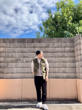 「アイテム（ダウンベスト）」を使った、HIROさん（メンズ・169cm）の秋コーディネート