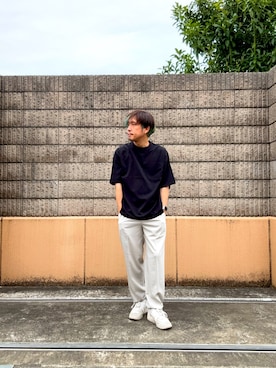 「ITEMS URBANRESEARCH（アイテムズ アーバンリサーチ）の『接触冷感/吸水速乾』クールタッチクレープジョーゼットTシャツ（Tシャツ/カットソー、ブラック系）」を使った、HIROさん（メンズ・170cm）の春コーディネート