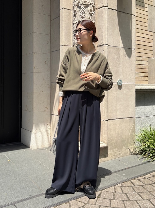 タックワイドパンツ