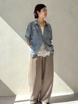 「DouDou（ドゥドゥ）の袖リブシアーデニムシャツ（シャツ/ブラウス）」を使った、okochiさん（レディース・162cm）の夏コーディネート