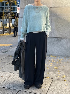 「ブルーコーデ」｜「アイテム（スラックス）」を使った、okochiさん（レディース・162cm）の冬コーディネート