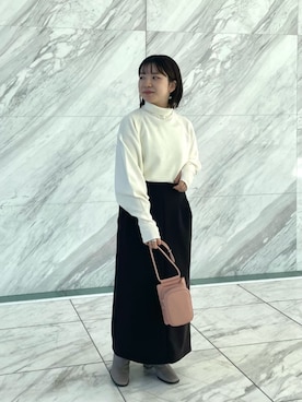 「白ニットコーデ」｜GALLEST  OFFICIALさん（レディース・146cm）の冬コーディネート