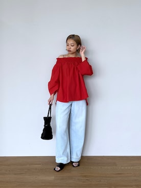「GALLEST（ギャレスト）のサッカーオフショルブラウス（シャツ/ブラウス、レッド系）」を使った、GALLEST  OFFICIALさん（レディース・160cm）の春コーディネート
