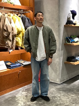 「アイテム（MA-1）」を使った、yonmaru2さん（メンズ・175cm）の冬コーディネート