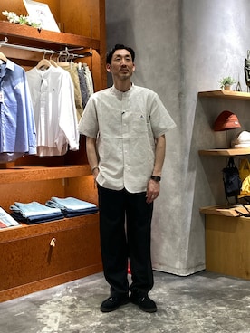 「GEVACO（ゲバコ）の【GEVACO】綿麻バンドカラーシャツ（シャツ/ブラウス、ベージュ系）」を使った、yonmaru2さん（メンズ・175cm）の春コーディネート