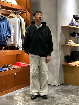 「Franklin Climbing（フランクリンクライミング）の【Franklin Climbing】ユニセックス/ナイロンパンツ/アルパインスノーカモパンツ（その他パンツ、グレー系）」を使った、yonmaru2さん（メンズ・175cm）の春コーディネート