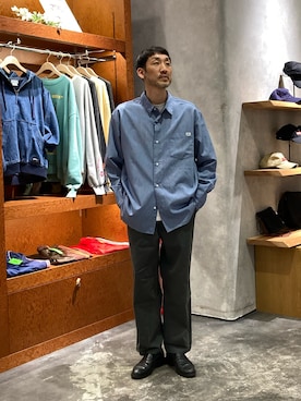 「CIAOPANIC TYPY（チャオパニックティピー）の【肌触り◎】ユニセックス/シルクタッチ立体ストライプシャツ（シャツ/ブラウス、ブルー系）」を使った、yonmaru2さん（メンズ・175cm）の春コーディネート