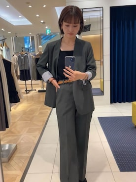 「アイテム（ノーカラージャケット）」を使った、fhanaさん（レディース・153cm）の秋コーディネート