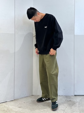 「オリーブ」｜「アイテム（スウェット）」を使った、りょうへいさん（メンズ・180cm）の秋コーディネート