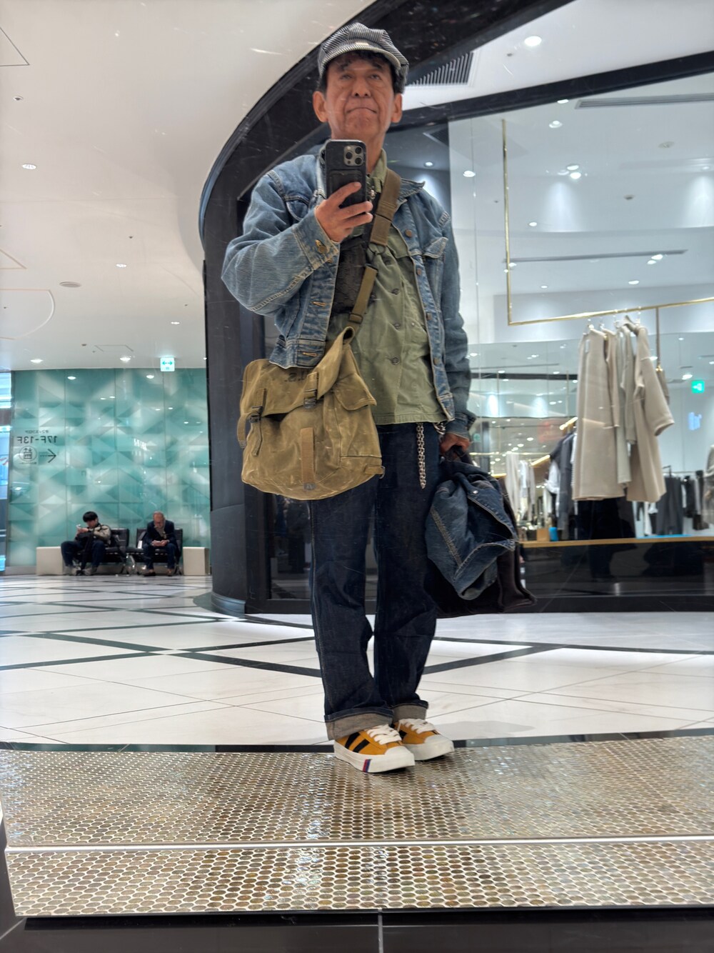 GUCCI ウエストポーチ　着画あり GUCCI ウエストポーチ 着画あり