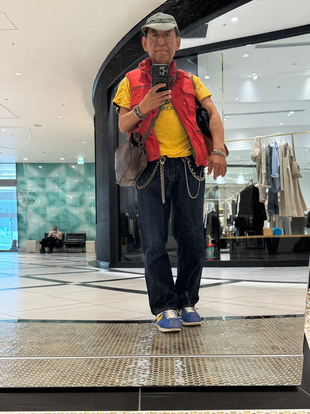 POLO RALPH LAURENのダウンベスト（レッド系）を使った人気